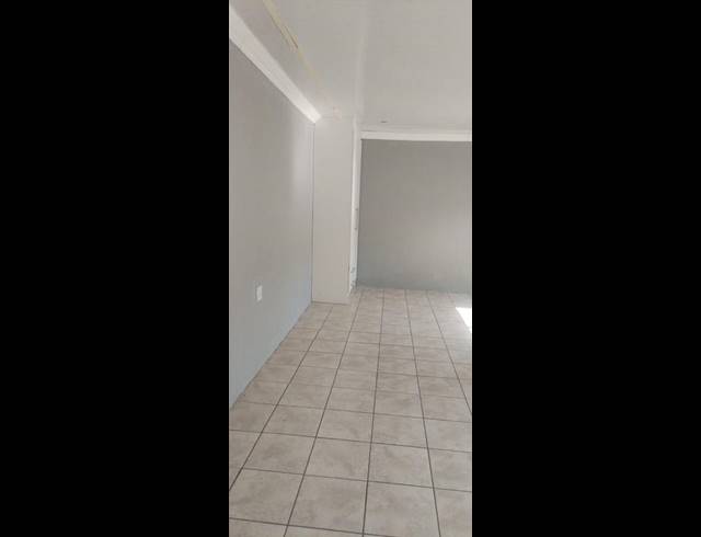 1 BEDROOM PROPERTY TO RENT IN BIRCH ACRES